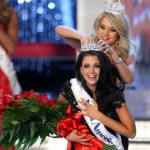Laura Kaeppeler crowned as Miss America 2012