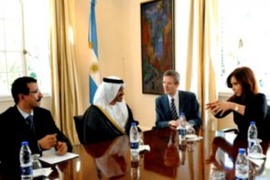 Sheikh Abdullah holds talks with Argentina's President, VP and FM