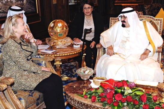 Clinton discusses Syria crisis with King Abdullah