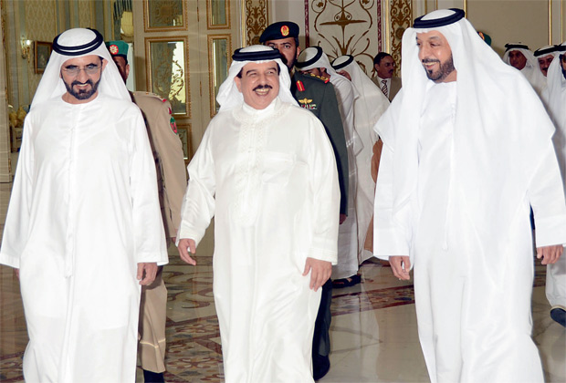 Leaders of UAE and Bahrain discuss key issues