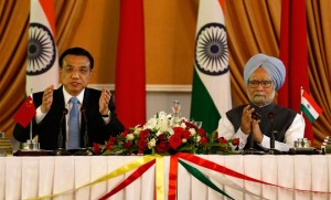 Chinese Premier in India to Boost Ties