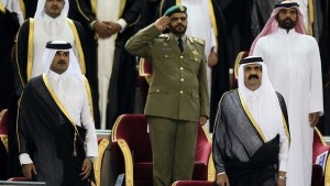 Qatari Amir to Hand Over Power to son