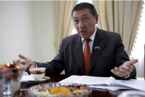 President Khalifa honours Kazakh Envoy