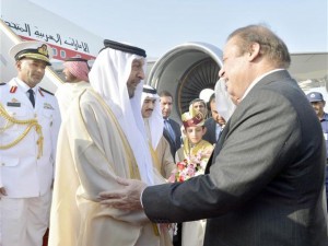 Sheikh Khalifa meets Pakistani PM