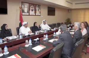 Sheikh Lubna discuss cooperation with British official