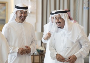Custodian of Two Holy Mosques receives Sheikh Mohamed bin Zayed