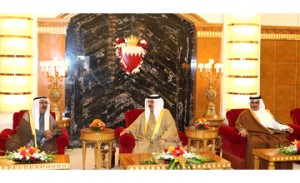  King hails Bahraini-Kuwaiti relations