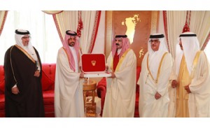 King receives Royal Court Affairs Minister
