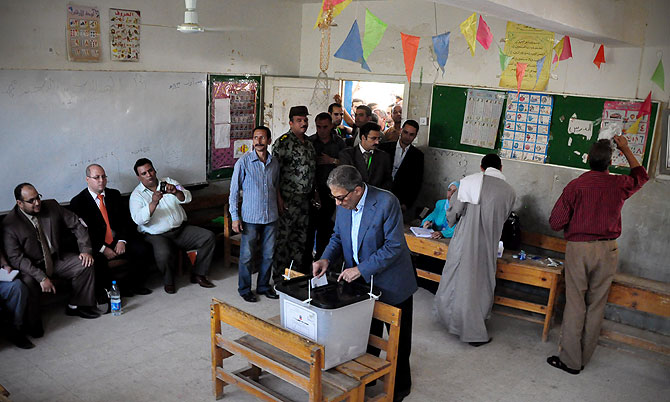 Egyptians vote in historic election